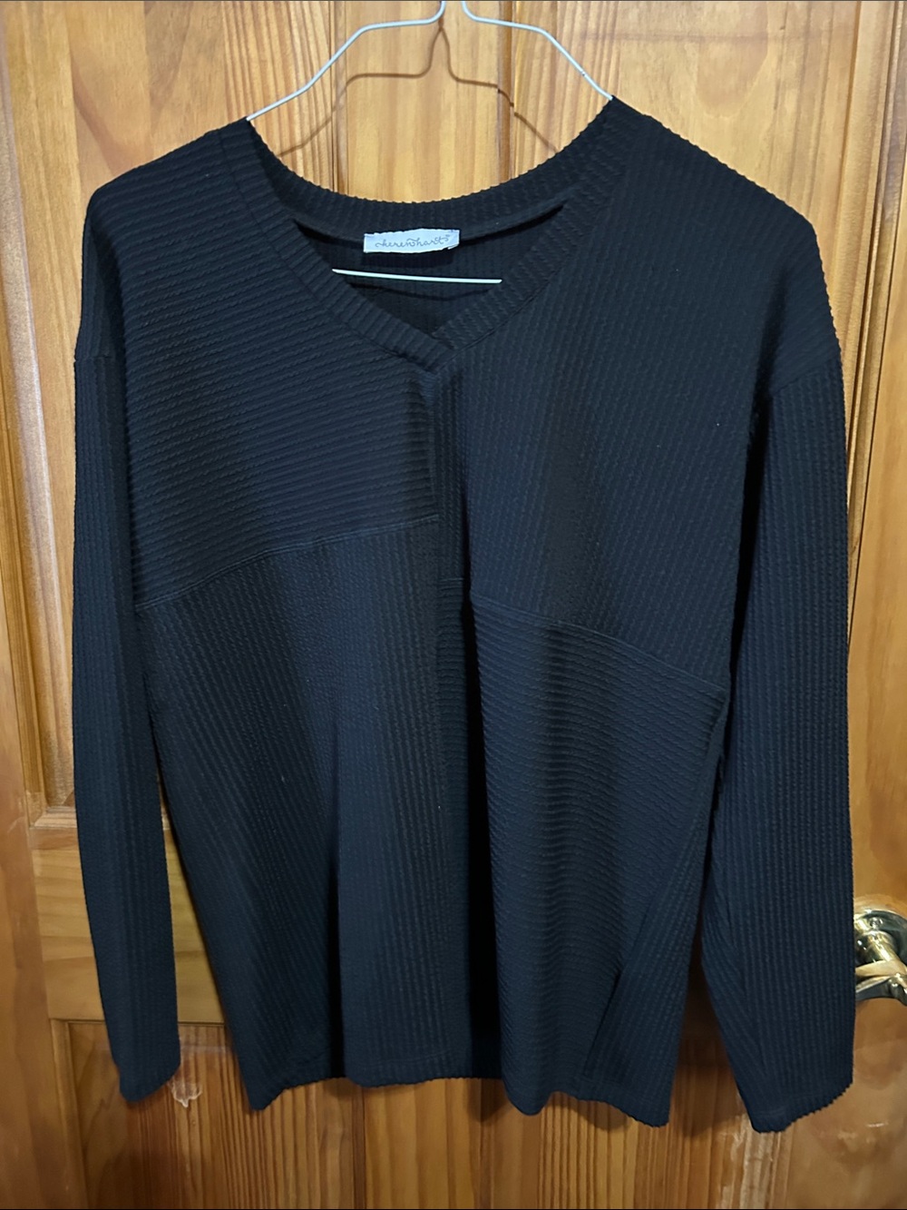 KEREN hart Black Ribbed V-Neck Women's Top